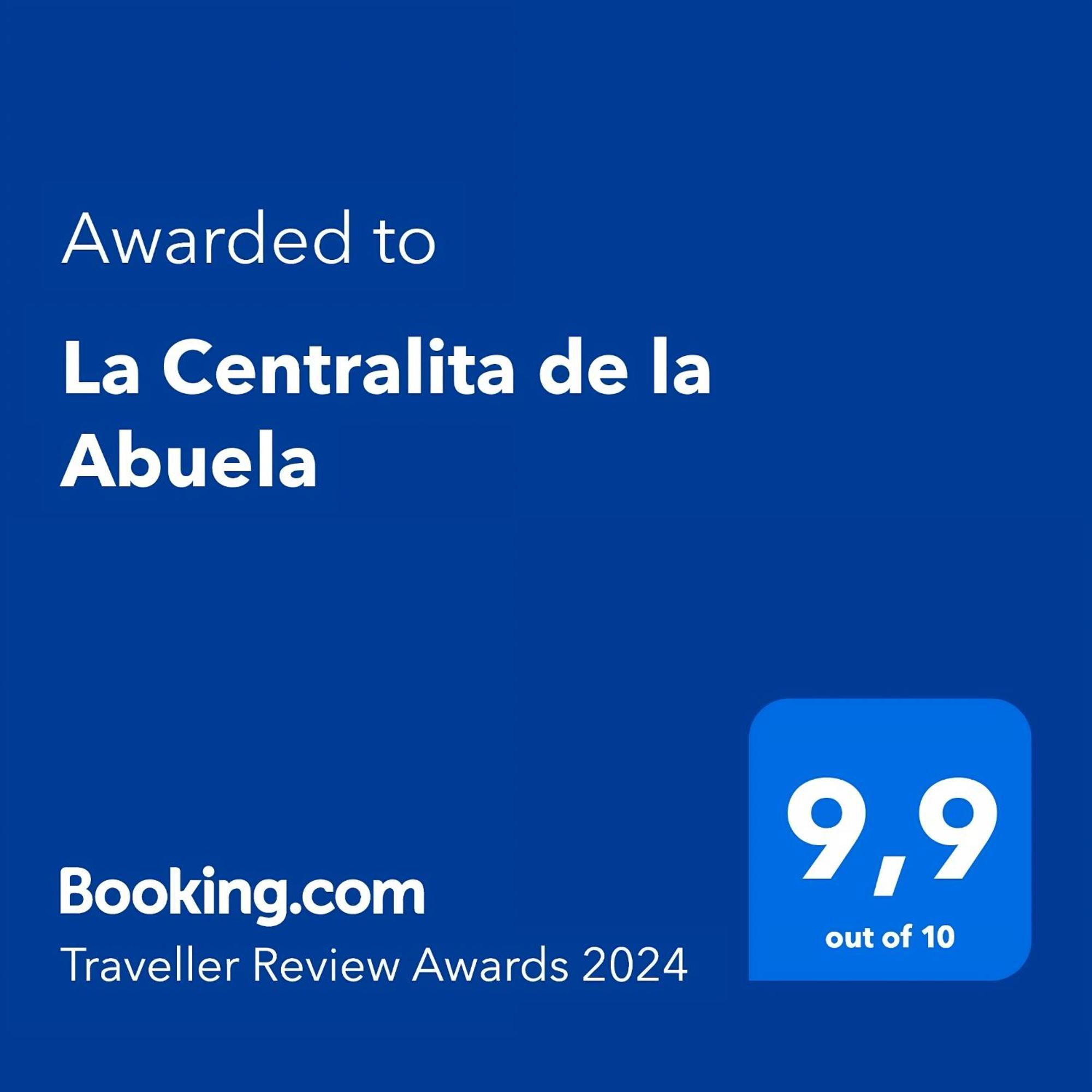 La Centralita De La Abuela Segovia Bagian luar foto